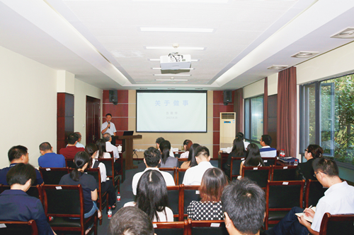 GJ3A1045_副本.jpg GJ3A1045_副本.jpg